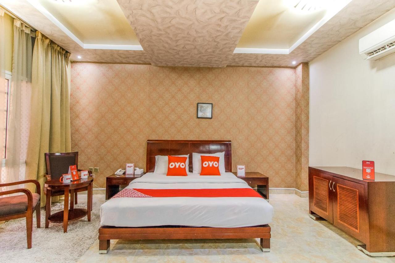 Oyo 109 Al Thabit Modern Hotel Apartment Ḩayl Āl ‘Umayr Екстериор снимка