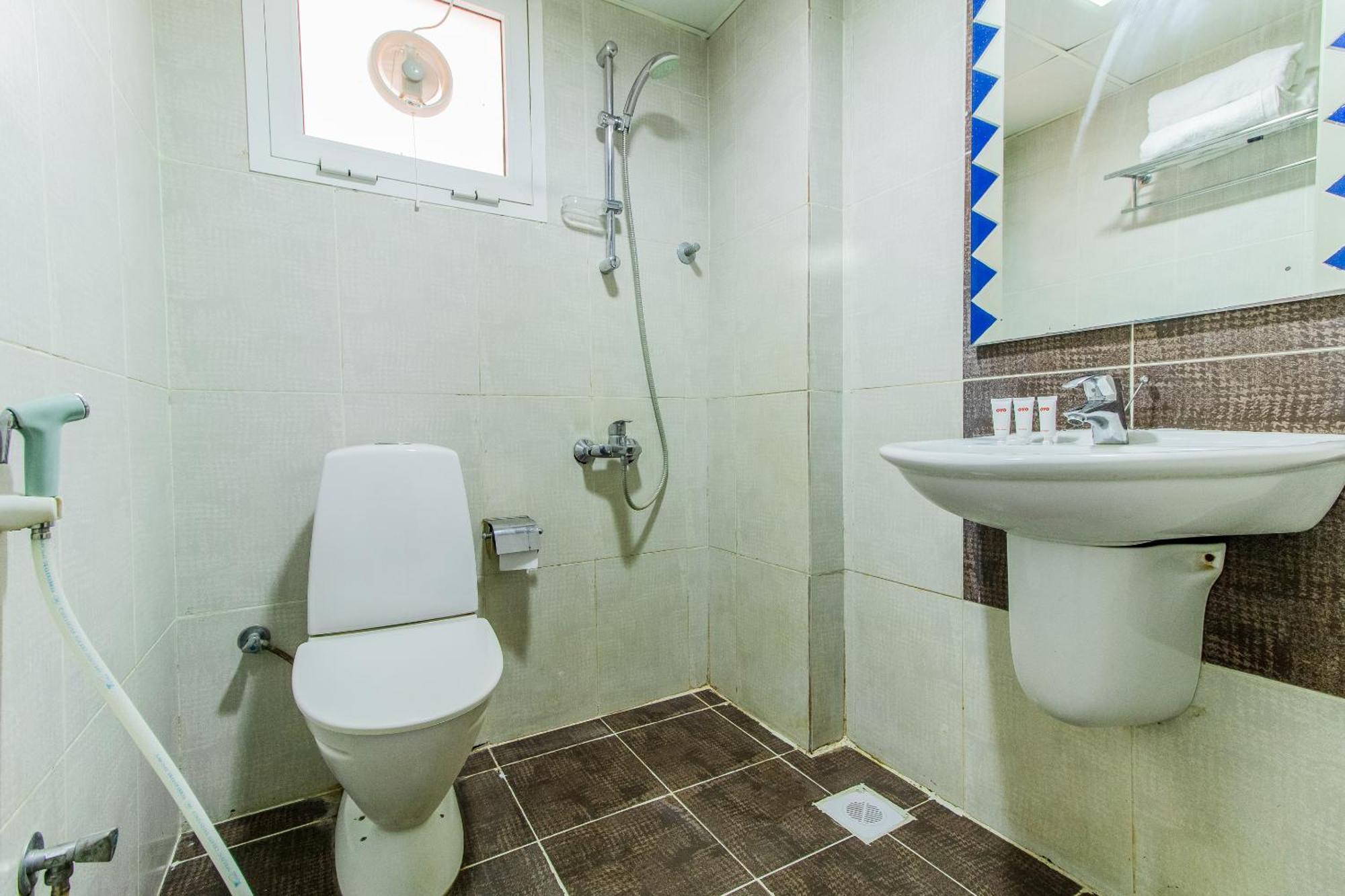 Oyo 109 Al Thabit Modern Hotel Apartment Ḩayl Āl ‘Umayr Екстериор снимка